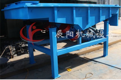 直線(xiàn)篩分機4.JPG
